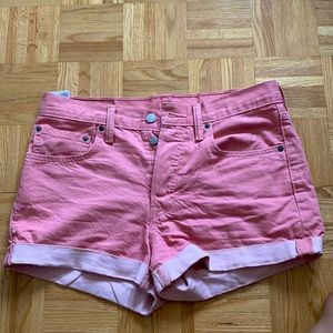 Pink denim Levi’s shorts